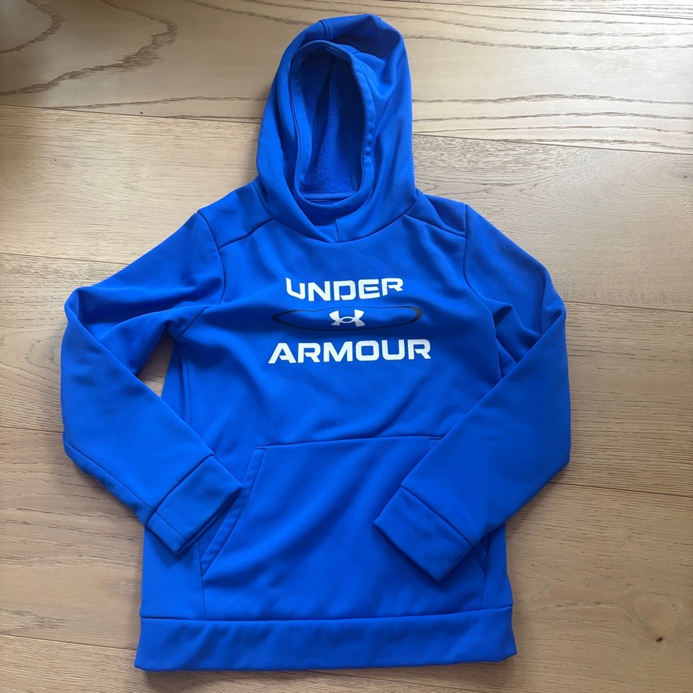 Under armour hoodie medium
